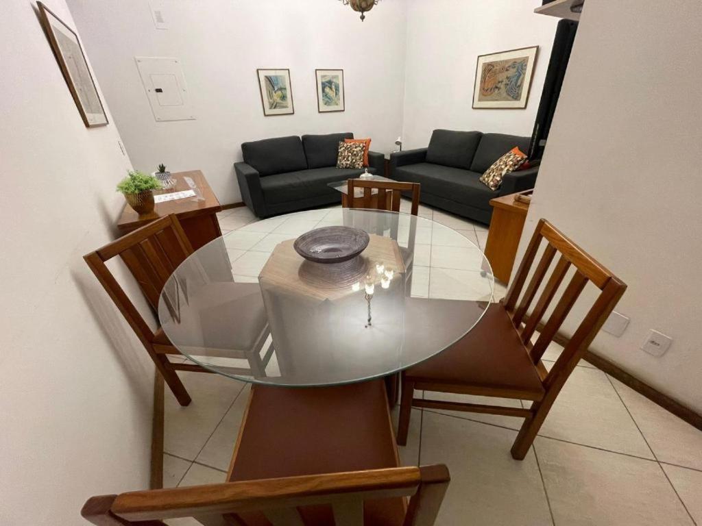 Tiffanys Service Ipanema Apartamento